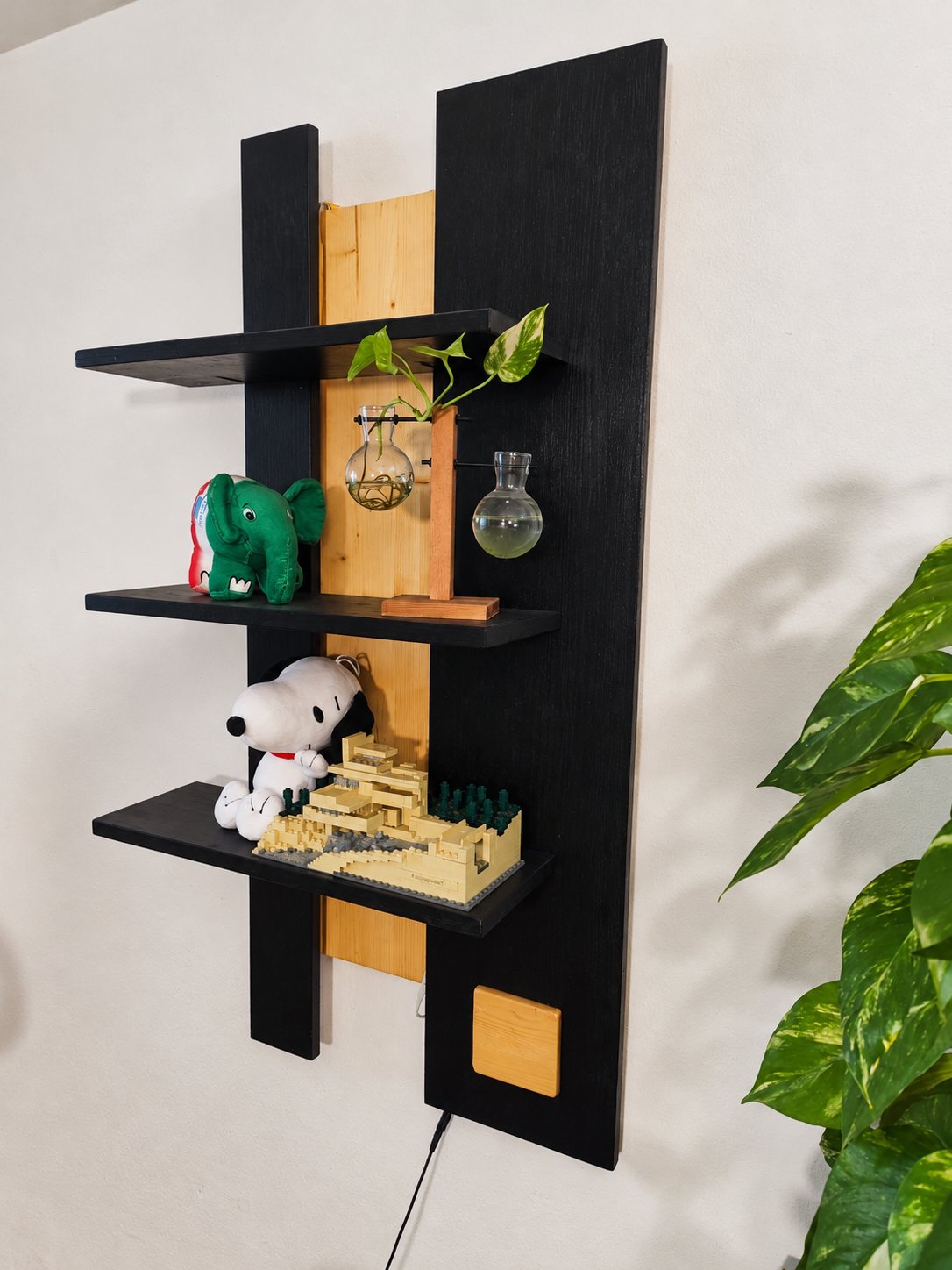 The shelf with the light off, from the side